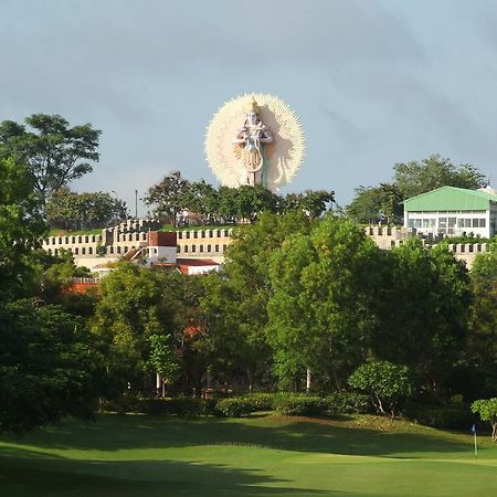 Eagleton - The Golf Resort Bidadi ภายนอก รูปภาพ