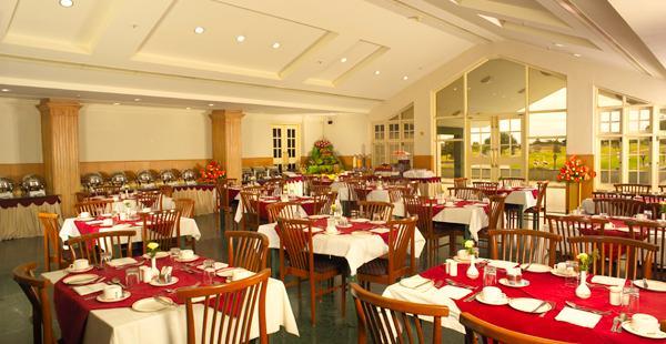 Eagleton - The Golf Resort Bidadi ภายนอก รูปภาพ