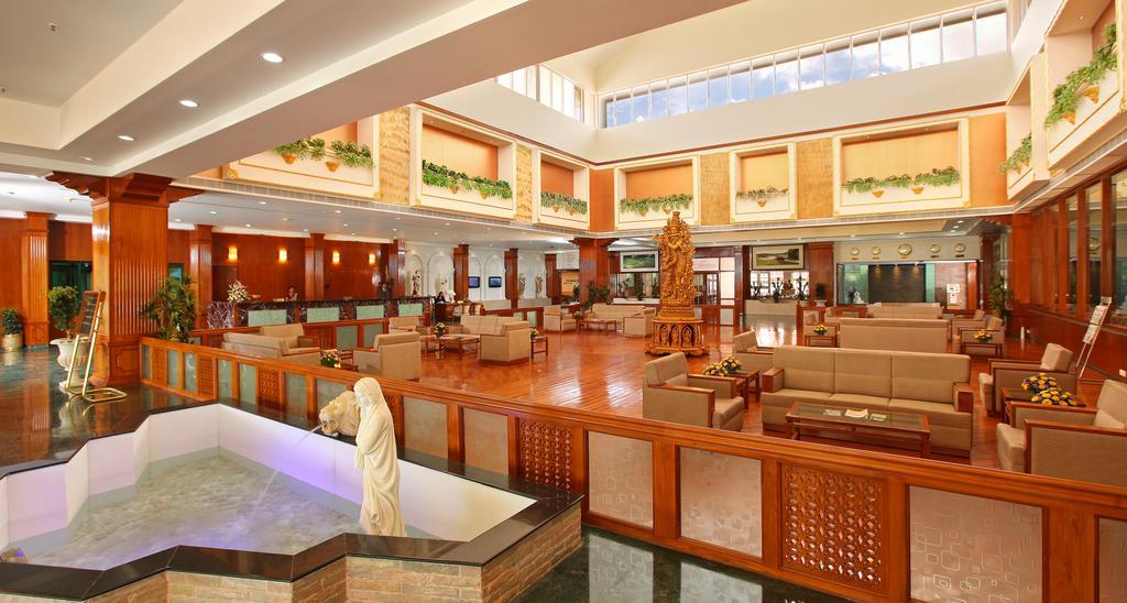 Eagleton - The Golf Resort Bidadi ภายนอก รูปภาพ